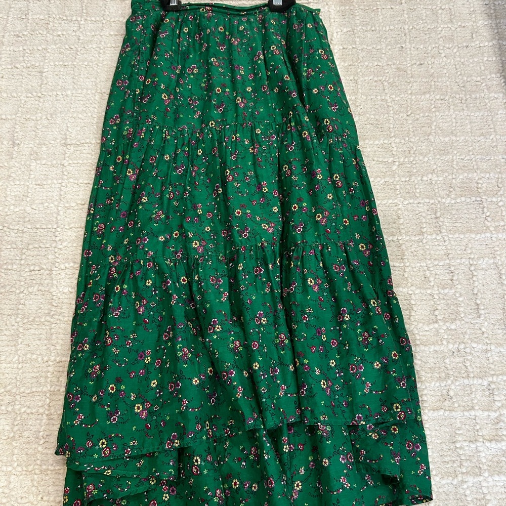 XiRena Floral Green Midi Skirt